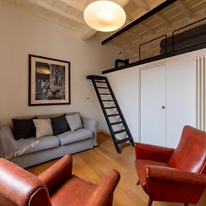 https://casa-cecilia-roma.it-romehotels.com